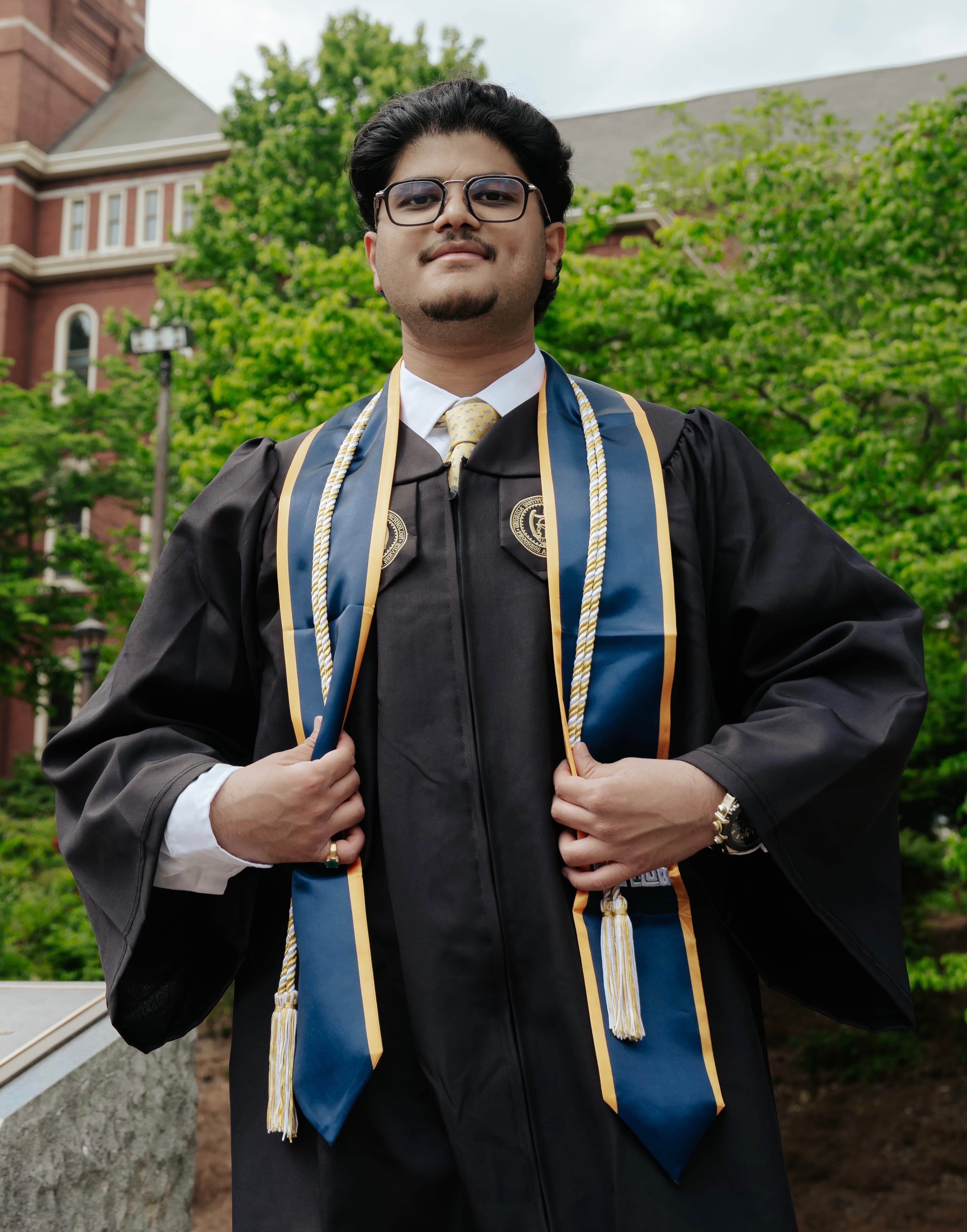 Aryan Patel headshot